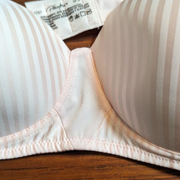 NWT 44D Playtex Wireless All Over Smoothing Bra - Picture 3 of 6